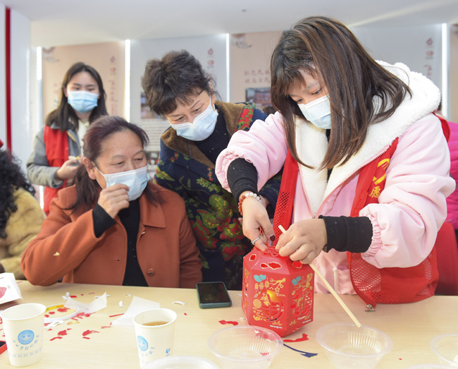 江蘇南京：志愿服務不停歇 59個先進典型同臺展示志愿精神